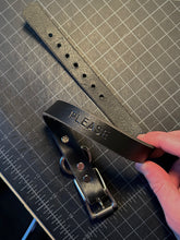 Load image into Gallery viewer, text collar