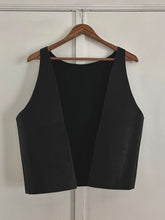 Load image into Gallery viewer, freakmutt bar vest
