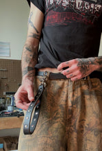 Load image into Gallery viewer, studded impact clip
